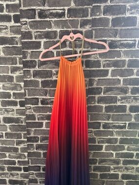 Beach Wedding Dress Backless Ombre Pleated Maxi Dress in Orange-Red